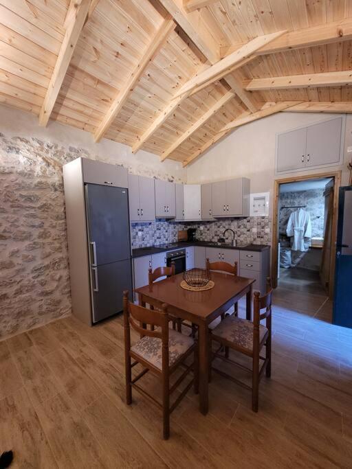 Filia'S House Villa Areopoli Ngoại thất bức ảnh
